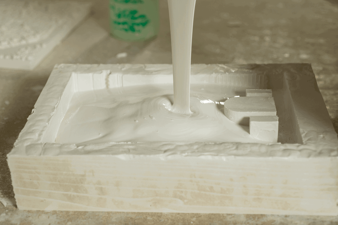 Cold Pour cold casting pouring