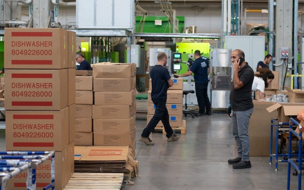 Manufacturing Cost Drivers Report For Q3 2020